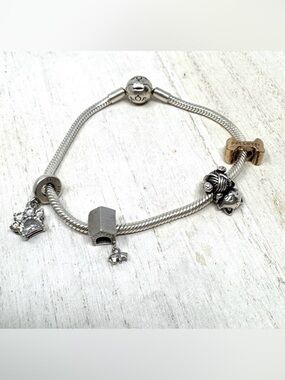 PANDORA 4* charm “pet lovers” themed sterling silver bracelet